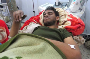 جريح من الجيش الليبي اصيب في المواجهات مع حركات دارفور يرقد في مستشفي الكفرة 